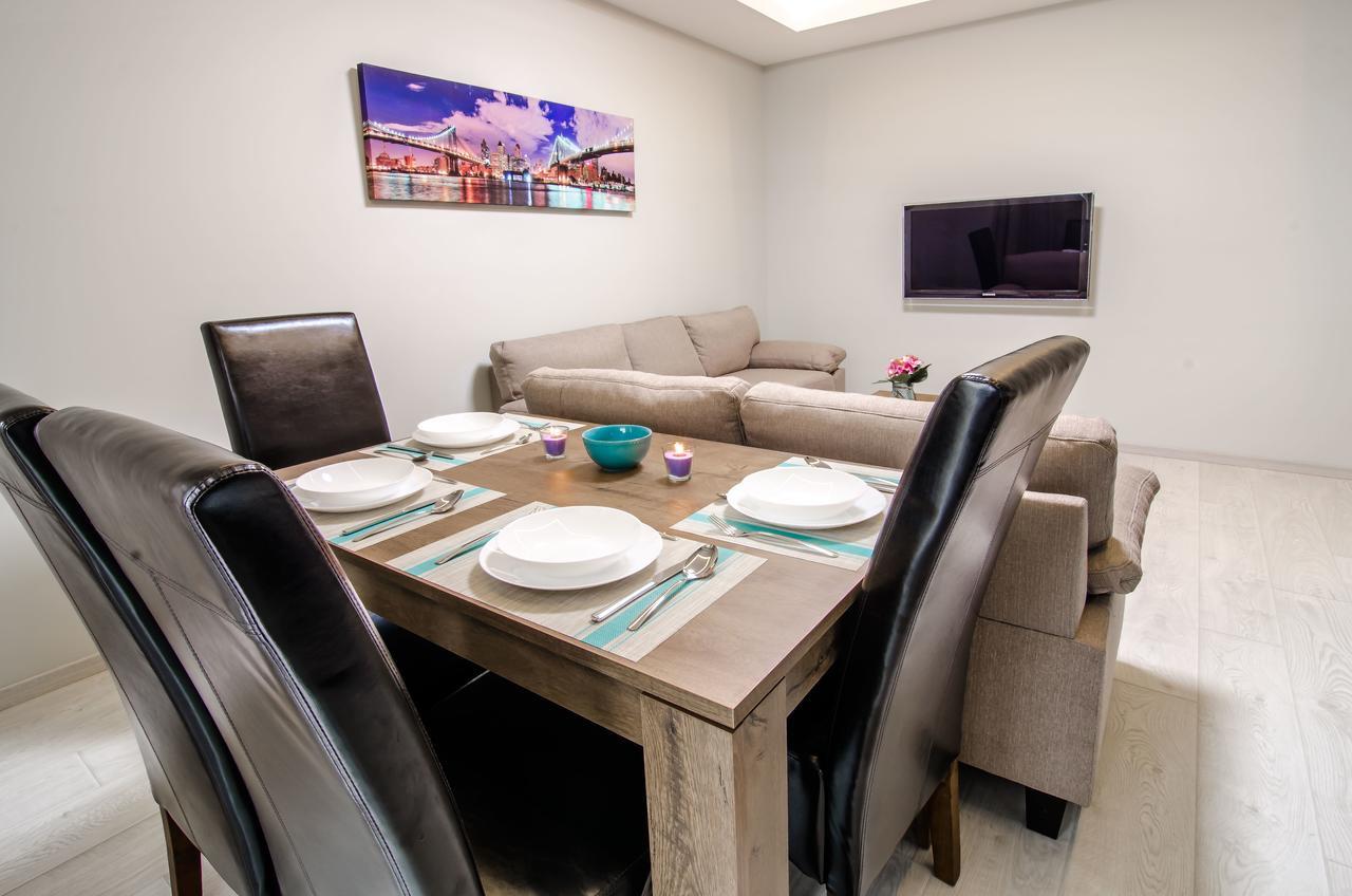 Amazing Apartment In The Center Of Kiev Dış mekan fotoğraf